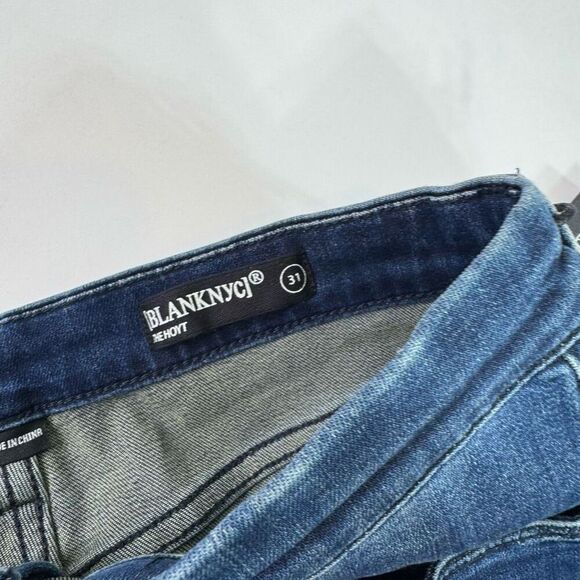 BlankNYC Jeans Womens 31 The HOYT High Rise Mini Flare Dark Wash New - Picture 3 of 10